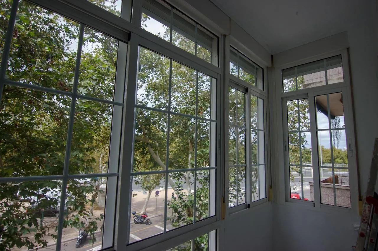Rentalsevilla Centrico Apartamento Junto Al Guadalquivir Con Parking Coche Mediano Seville