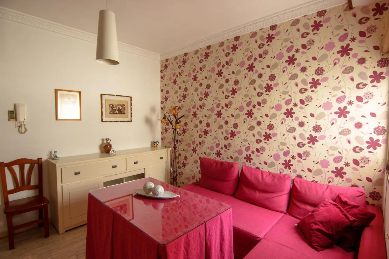 Apartment Rentalsevilla Centrico Apartamento Junto Al Guadalquivir Con Parking Coche Mediano Spanien